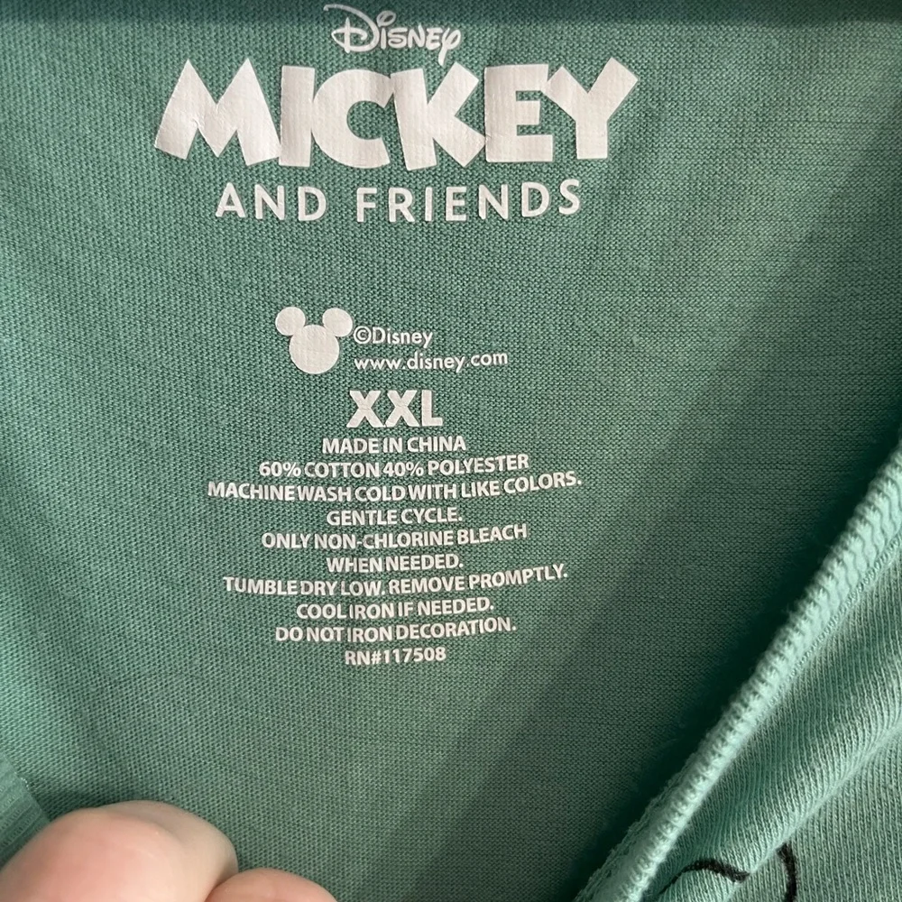 Disney Mickey and Friends Green Shirt - XXL - Picture 2 of 5